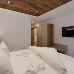 Elevate - By Alpenluxus Collection Дом отдыха