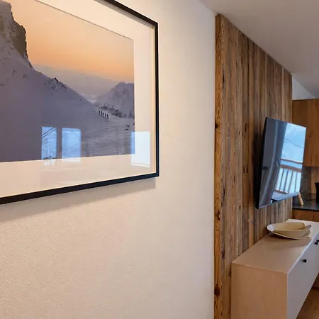 Elevate - Alpenluxus Collection