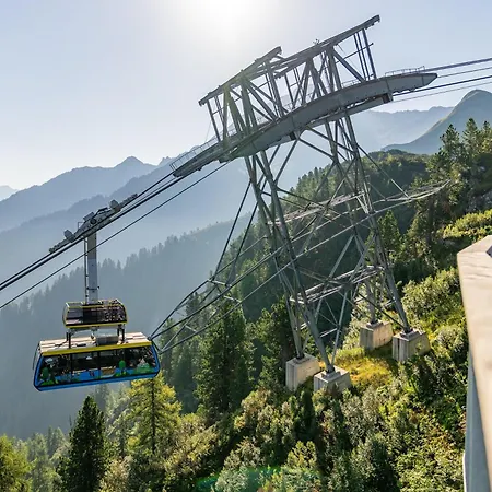 Дом отдыха Elevate - Balcony & Mountain View Muhlen (Tyrol)
