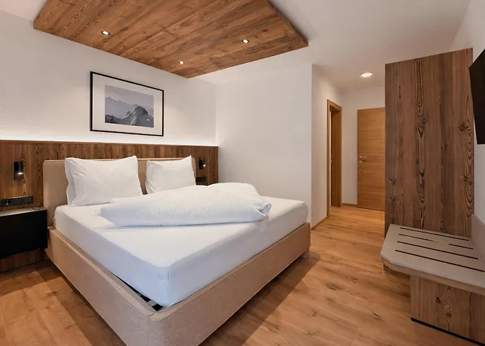 Elevate - Alpenluxus Collection