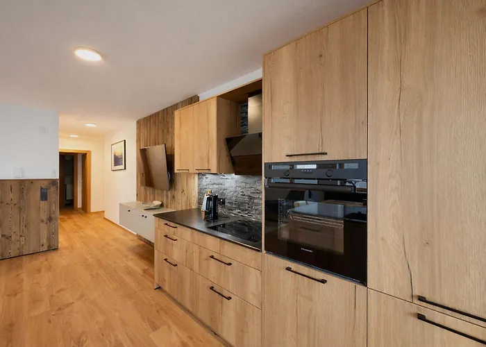 Elevate - By Alpenluxus Collection * Muhlen (Tyrol)